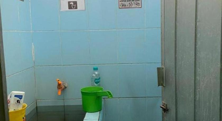 Spot On 94166 Kost Bunda Syariah Hotel Bekasi Buitenkant foto